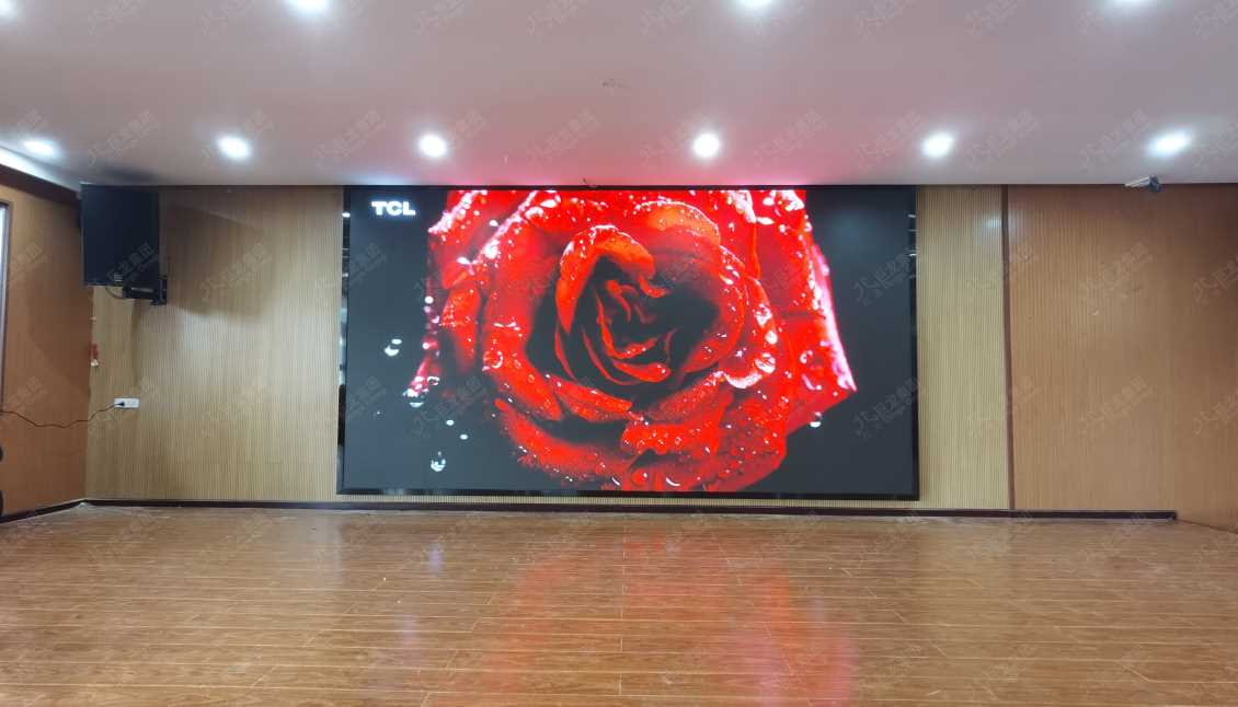 贵阳市观山湖区某学校室内p2.5高清全彩大屏幕